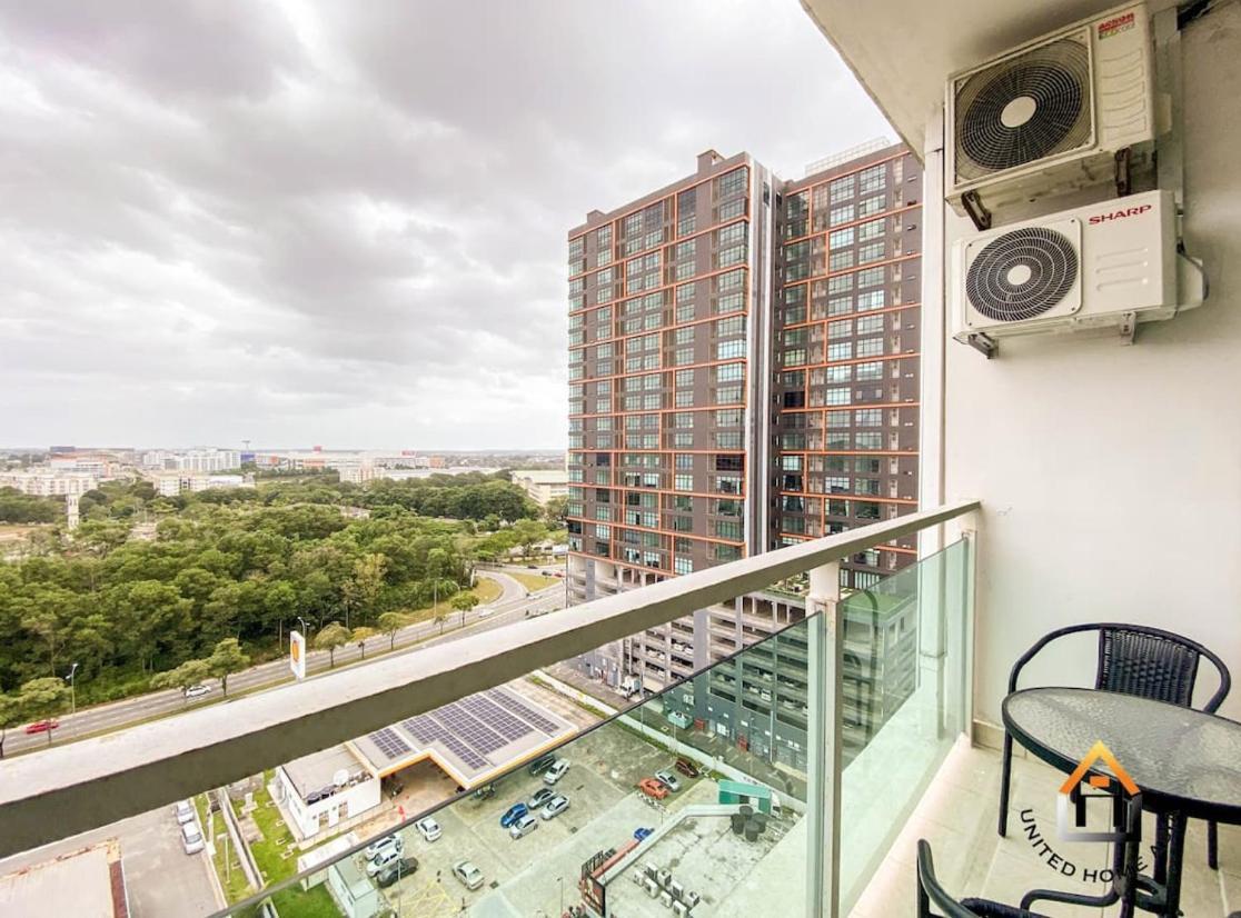 Palazio Serviced Apartments By Jk Home Джохор-Бару Экстерьер фото
