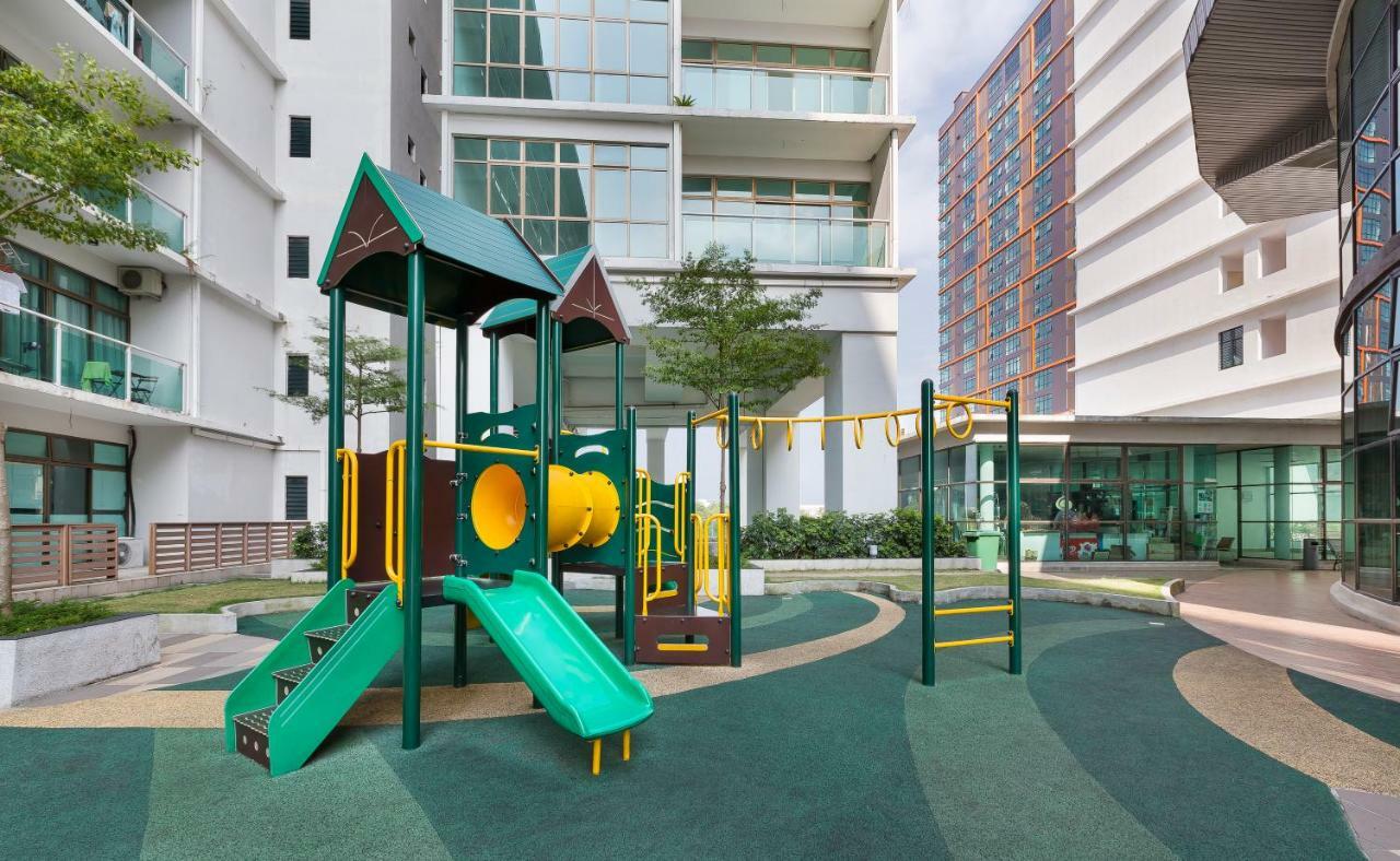 Palazio Serviced Apartments By Jk Home Джохор-Бару Экстерьер фото